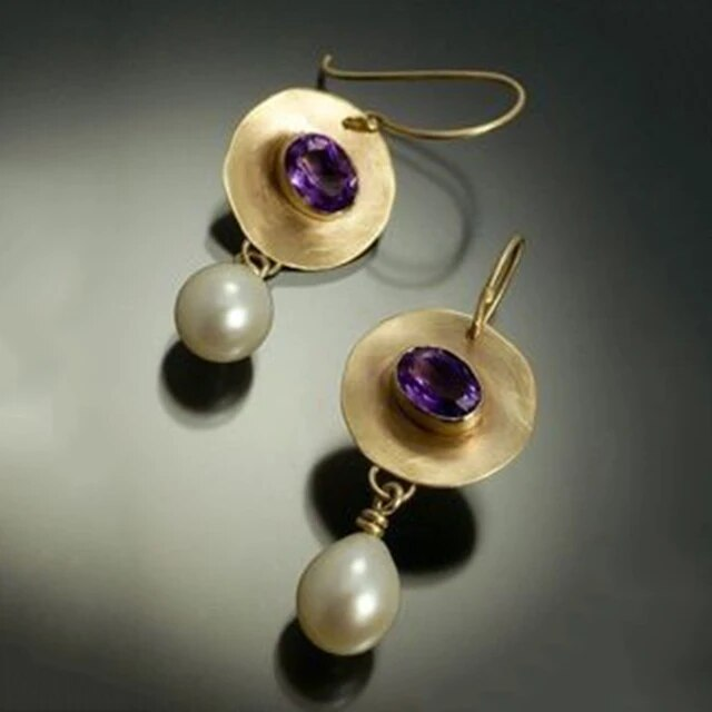 Vintage earrings in gold and purple zirconium with pearls