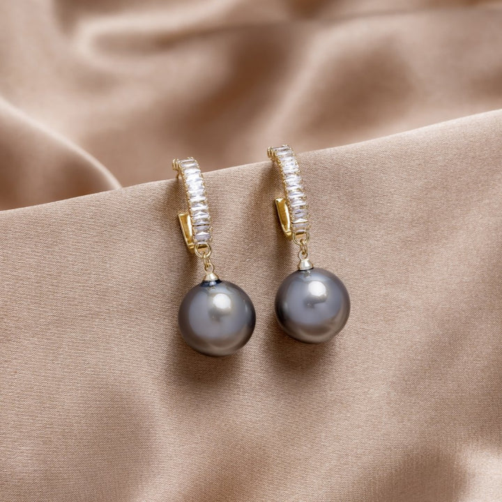 Luxury Pearl and Zirconium Earrings